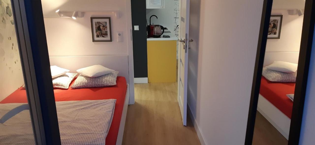 Mondrian Apartment
